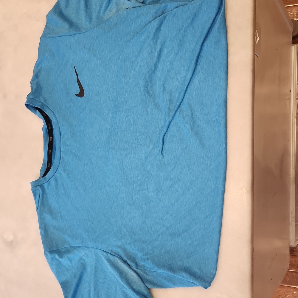 Men's Nike blue Dri-fit shirt